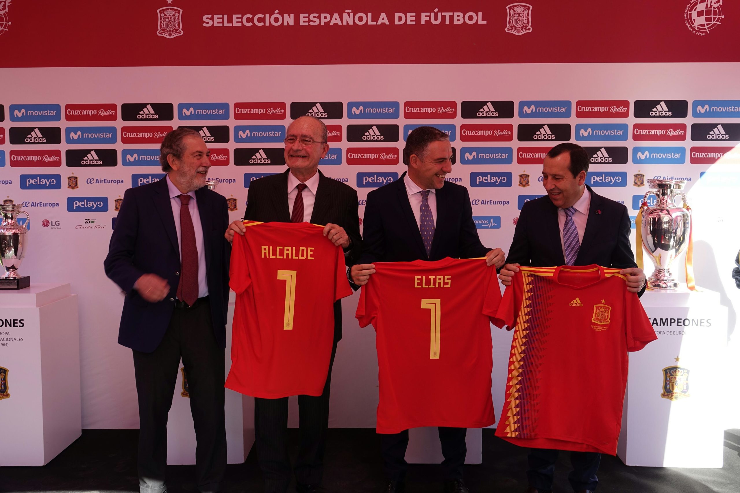 img noti3mfRXmzNSf scaled