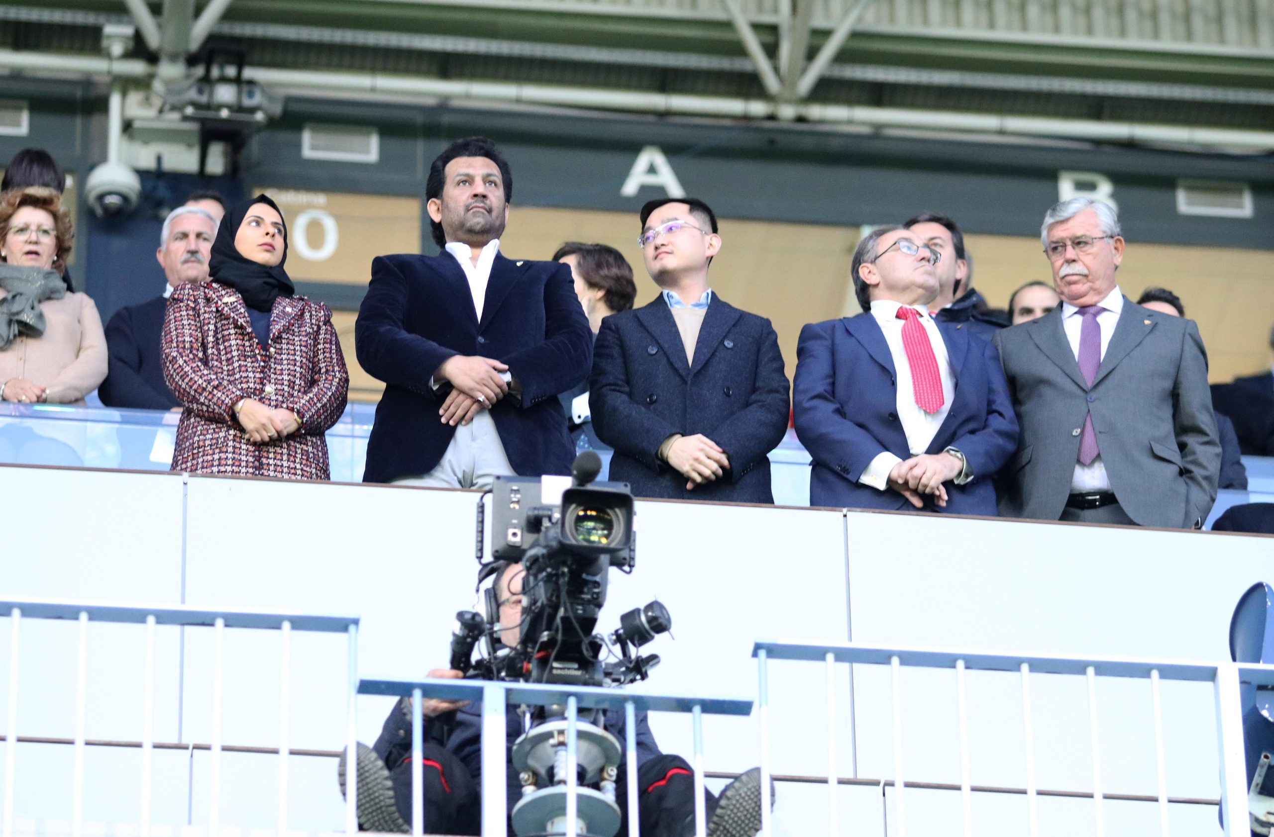 img notiP5iOcPxG65 scaled