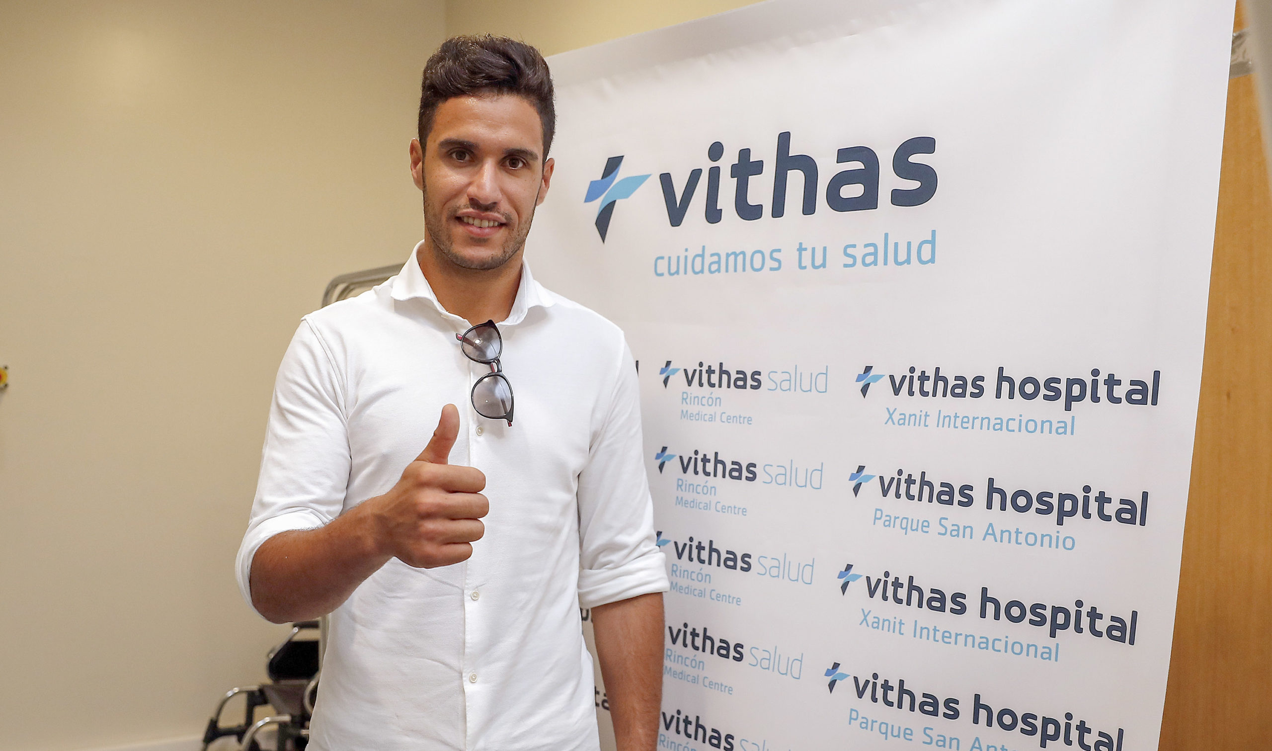 img notiU5BOYdmt99 scaled