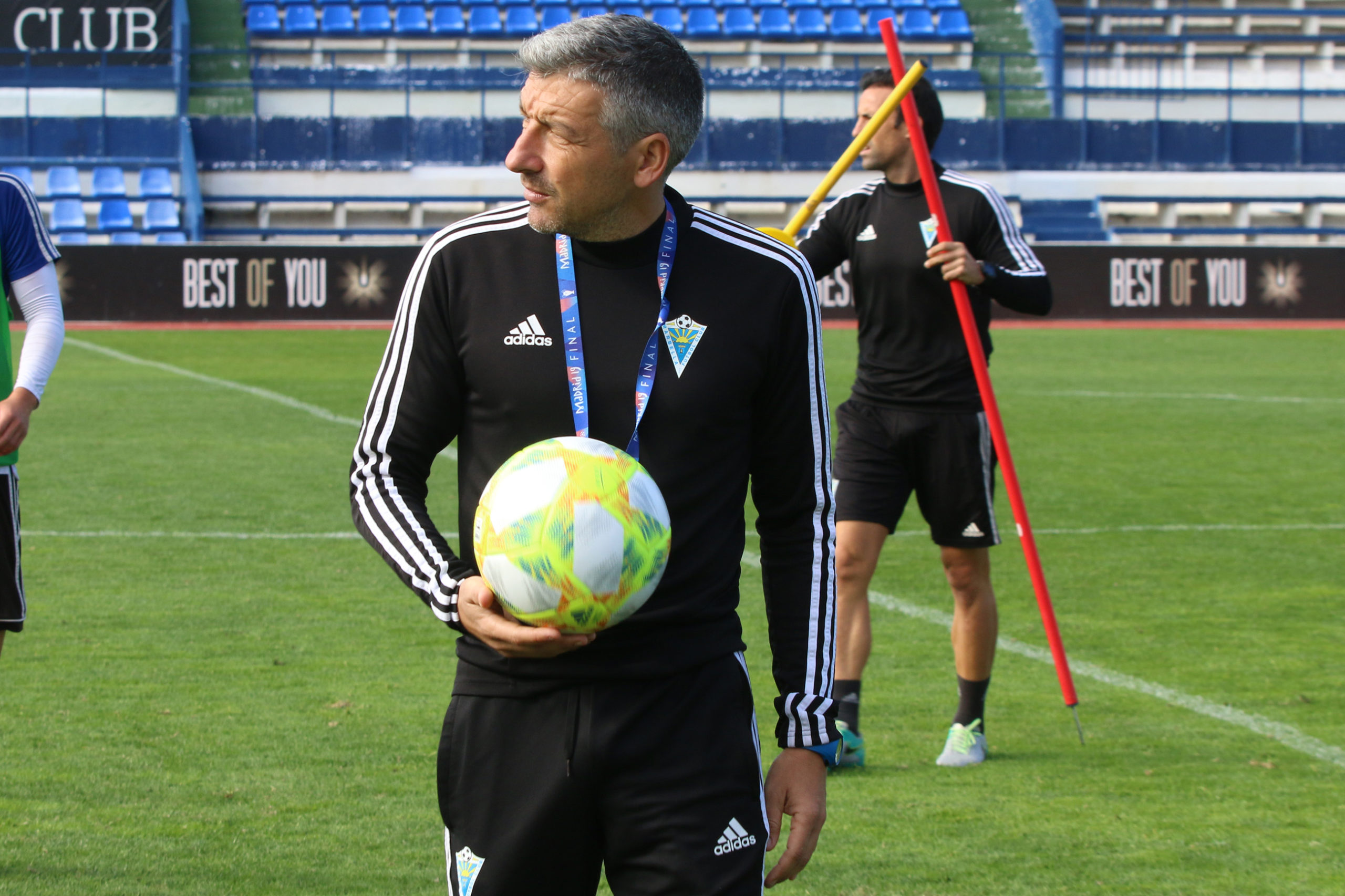 img notiazEZLE9pY5 scaled