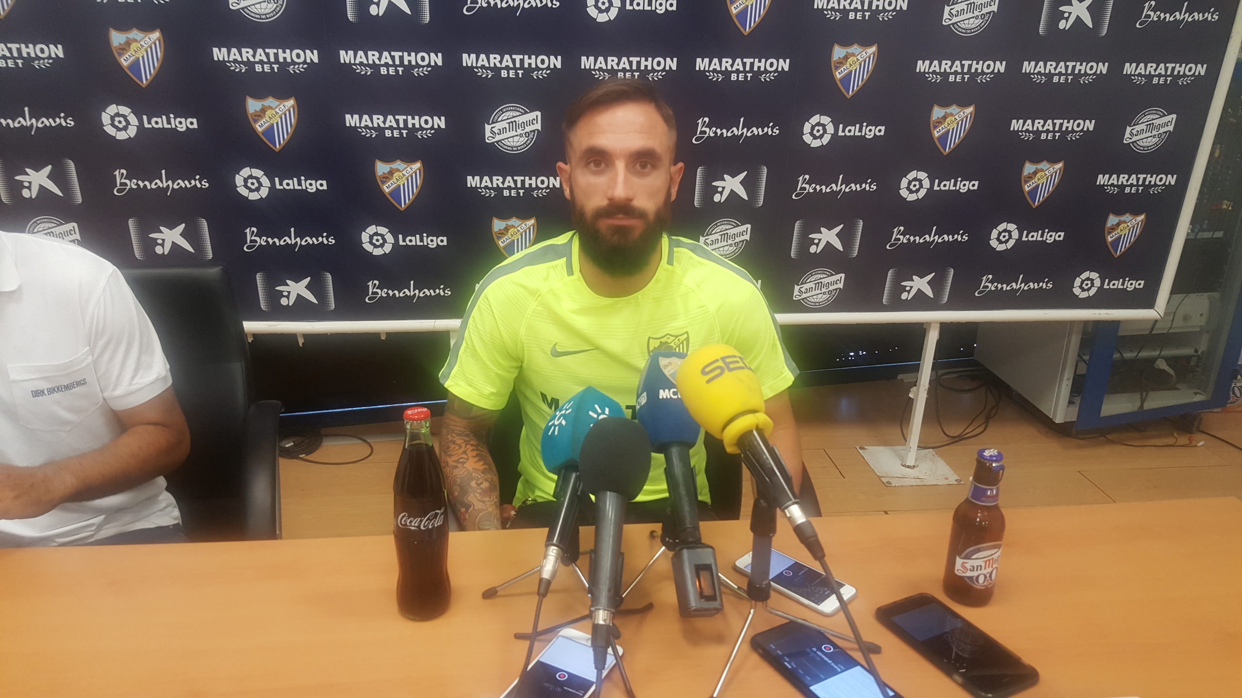 img notijJk7HM81tk scaled