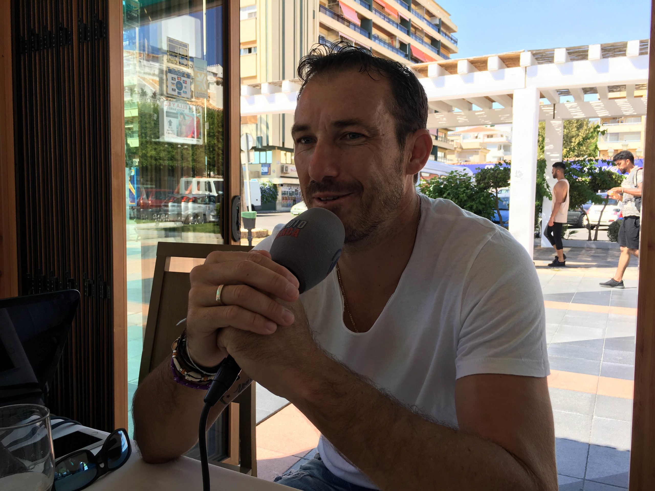 img notixsfp5joLvr scaled