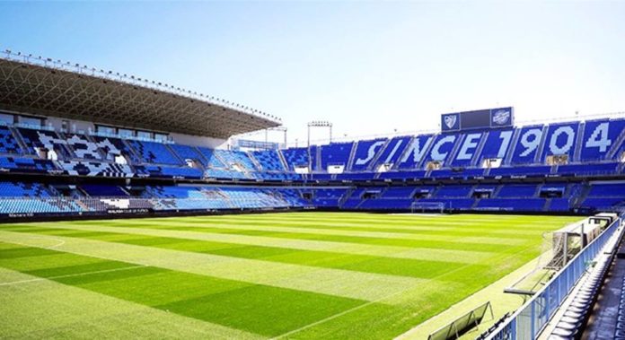 La Rosaleda se quedó vacía en el tramo final