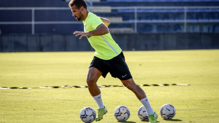 Orlando Sá primer entrenamiento Málaga debut atractivo