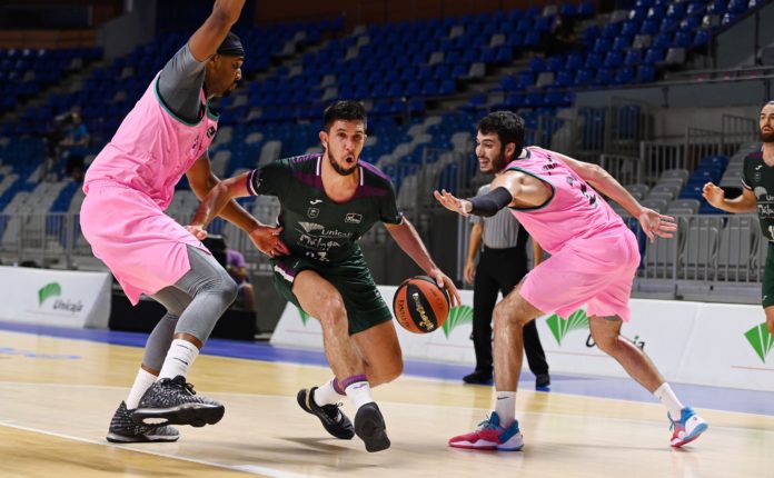 Unicaja cayó ante el Barcelona y suma dos derrotas