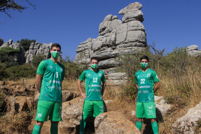 equipación Uma Antequera