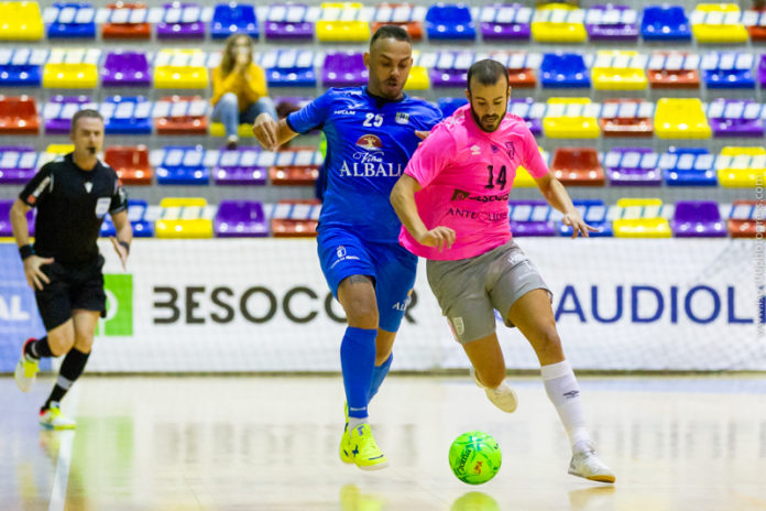 Uma Antequera Valdepeñas 3-4