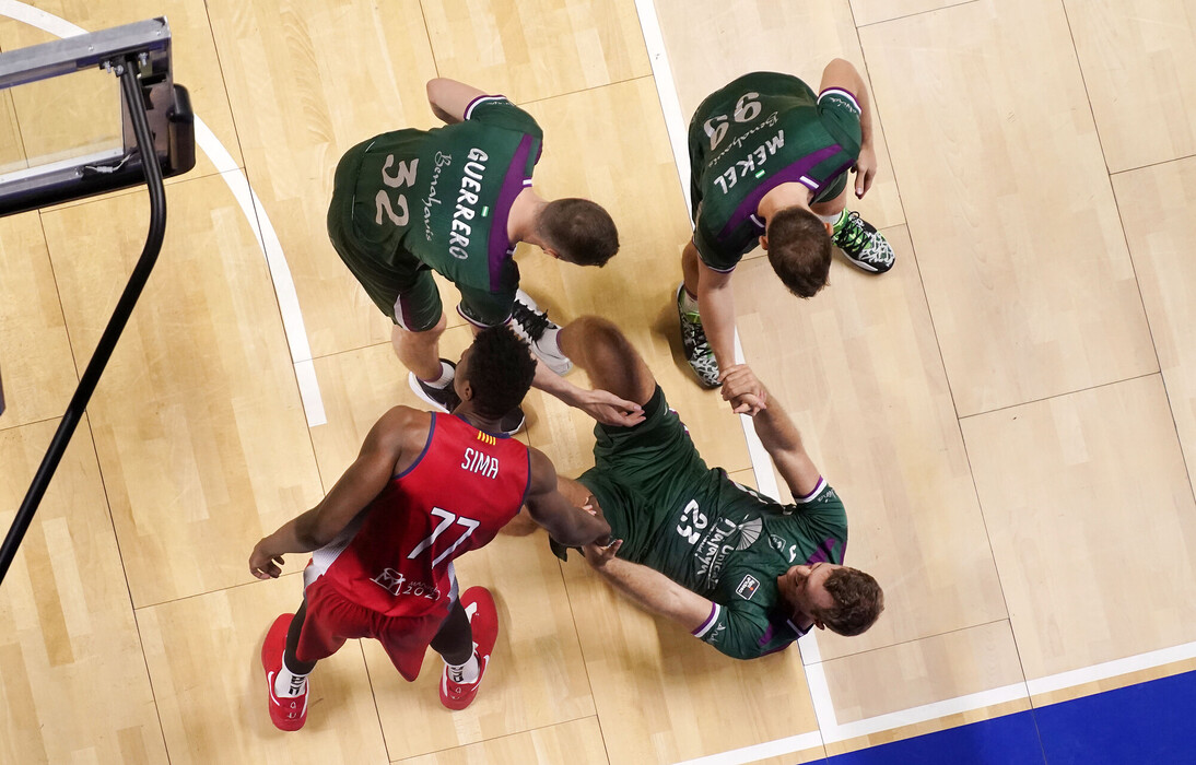 resumen Unicaja Manresa