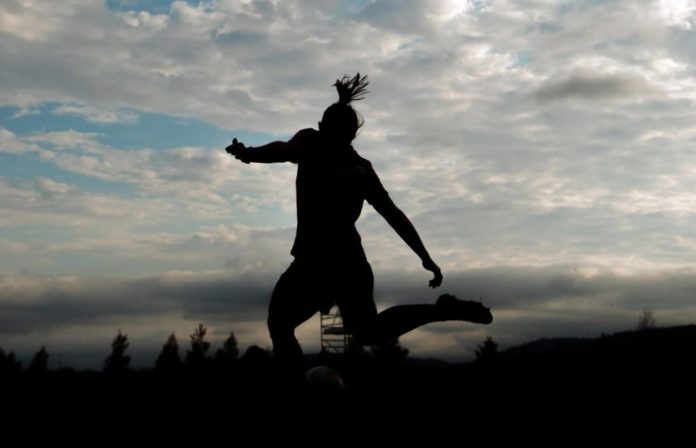 fifa protección fútbol femenino