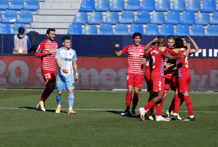 Celebración gol Granada Fede Vico