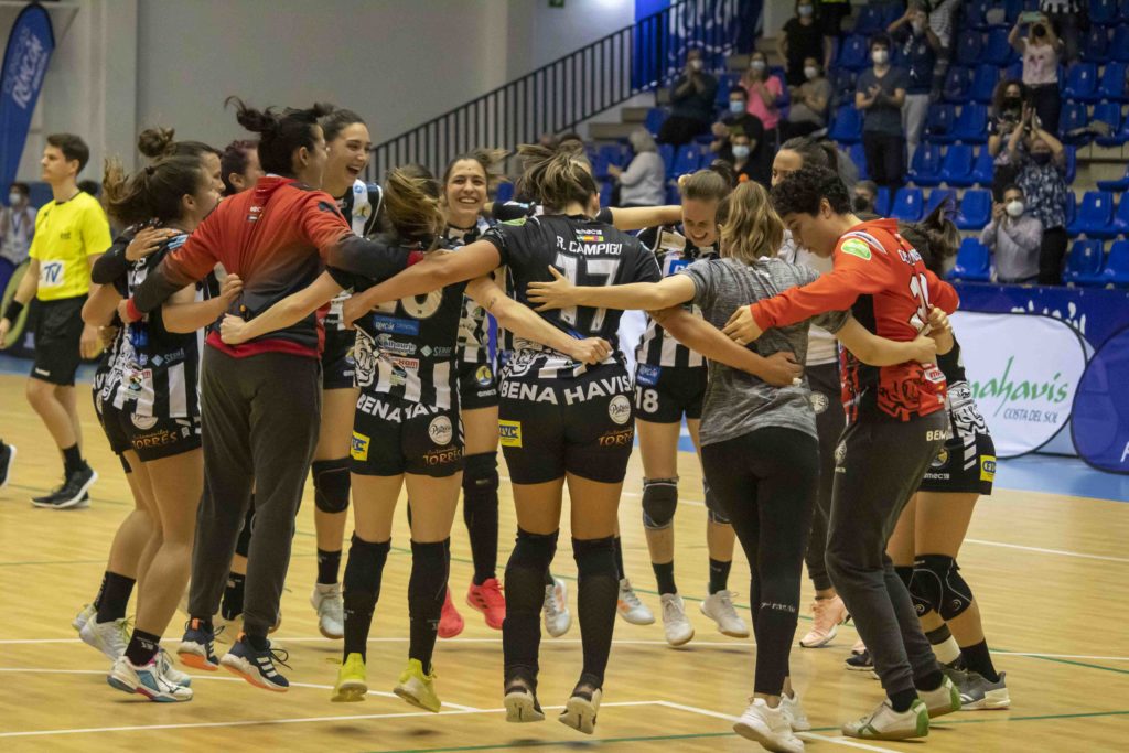Rincón Fertilidad celebra victoria semis EHF