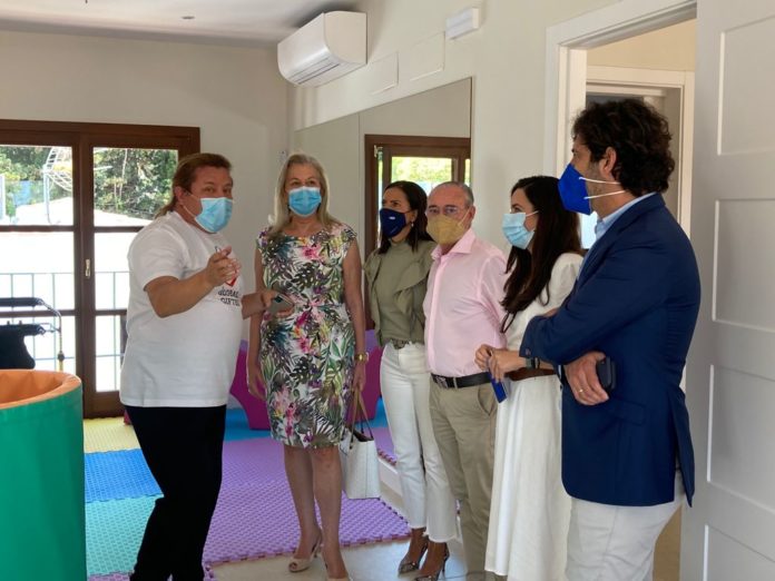 La Diputación colabora en la apertura de una unidad de fisioterapia para enfermos de fibrosis quística de la provincia