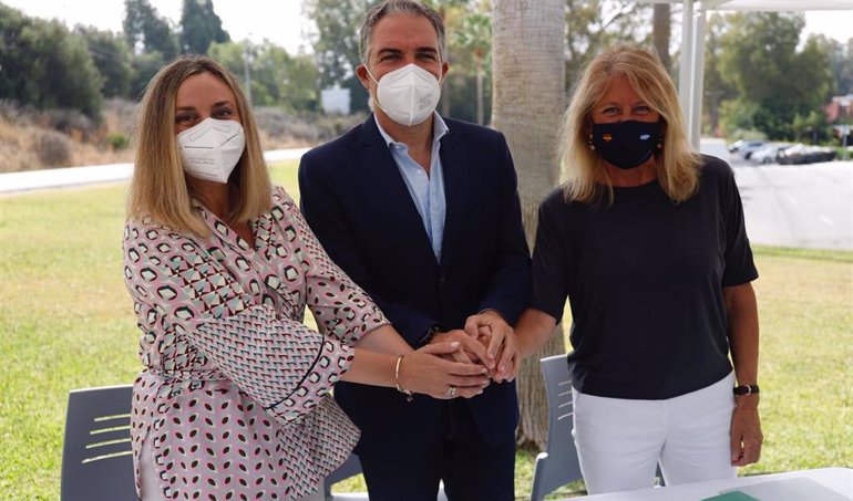 La Junta y el Ayuntamiento de Marbella acuerdan el arreglo integral de la carretera a Istán