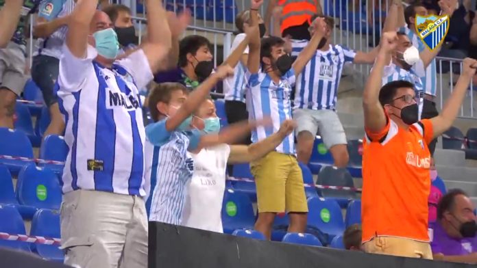 La afición del Málaga CF en La Rosaleda