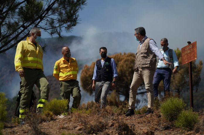 La Diputación pone sus técnicos a disposición de los municipios afectados por el incendio para valorar y reparar daños en infraestructuras básicas