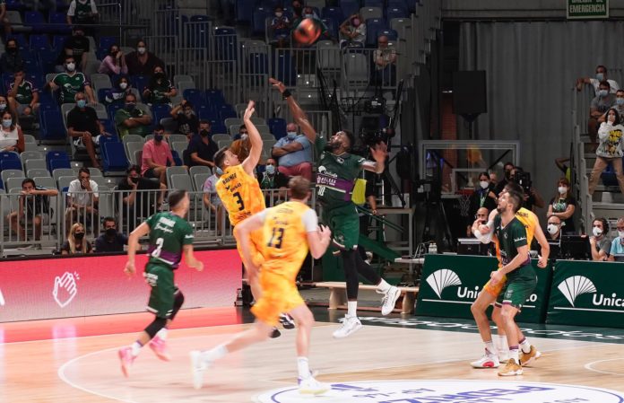 El Unicaja cae ante el Gran Canaria 79-80 | ACB PhotoPres