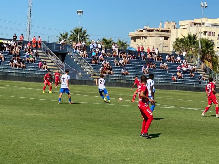 El Atlético Malagueño no pasa del empate ante la UD Torre del Mar