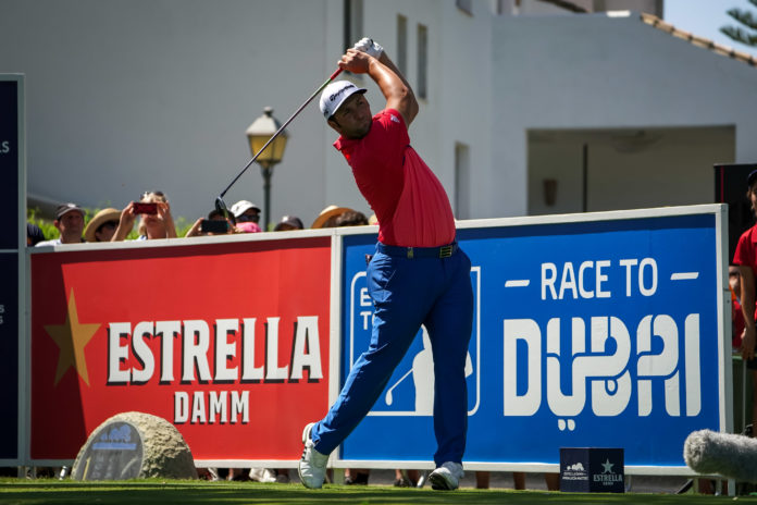 Jon Rahm, en pos de la gloria en Valderrama