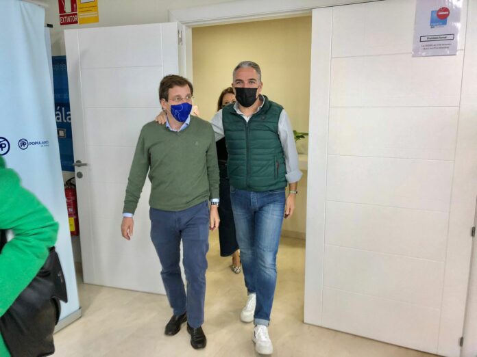 Bendodo pide al PSOE-A que "no le tiemblen las piernas" para apoyar los presupuestos andaluces