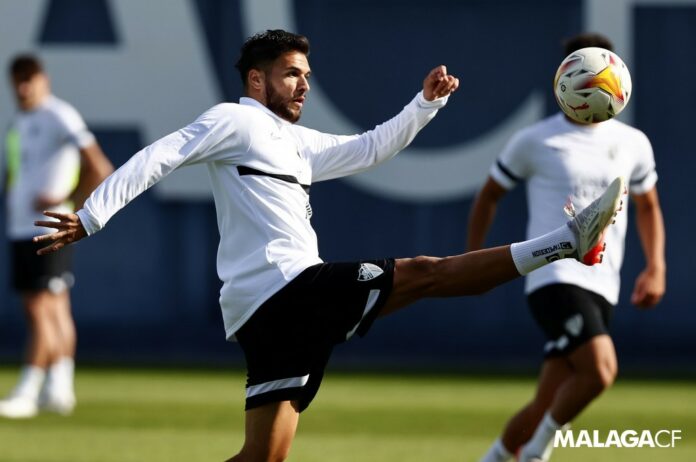 Antoñín,en un entrenamiento en el Anexo de Málaga C