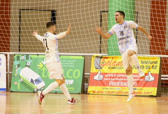 Tres puntos de calidad para el UMA Antequera en Zaragoza (3-4)