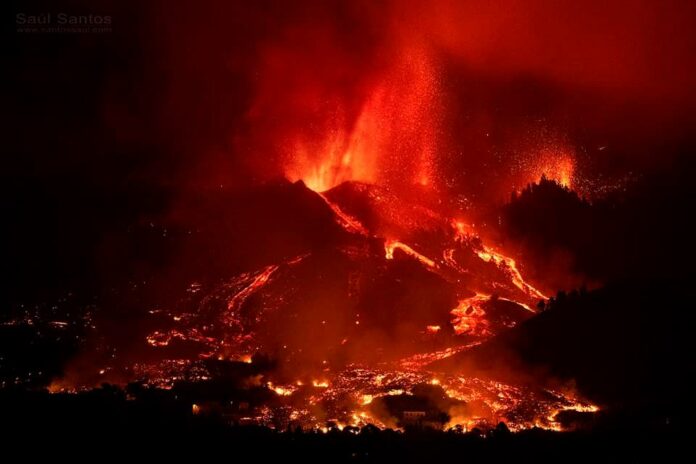 Efectivos del CPB viajarán a La Palma cada cuatro semanas para ayudar en las labores de rescate y limpieza