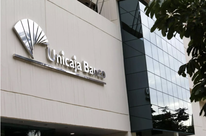 Unicaja Banco ganó 137 millones en 2021, un 47% más en base normalizada