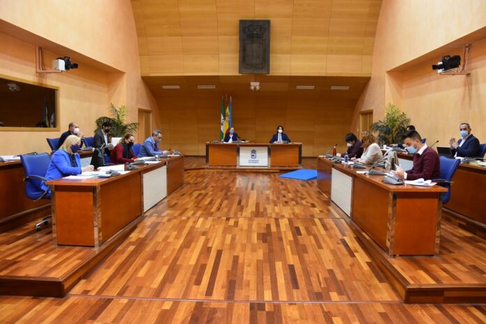 El Ayuntamiento de Fuengirola aprueba la previsión de las ordenanzas que serán impulsadas o modificadas durante el próximo año