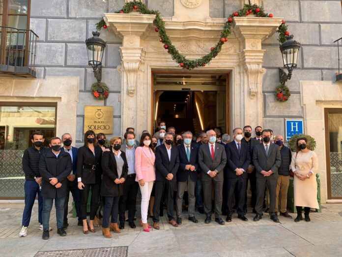 La Asociación de Periodistas de Málaga reúne al deporte malagueño en su tradicional Copa de Navidad