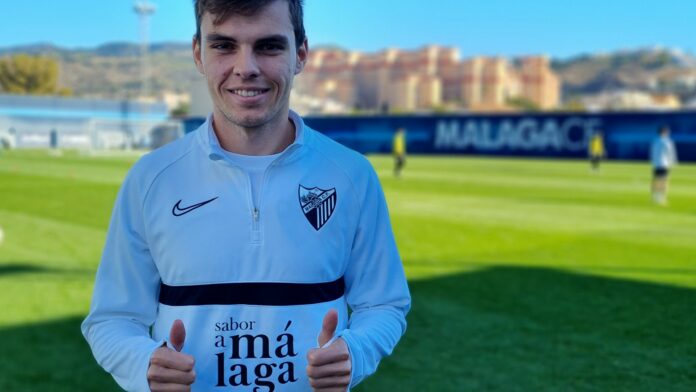 Aleix Febas completa su primer entrenamiento como nuevo jugador del Málaga CF