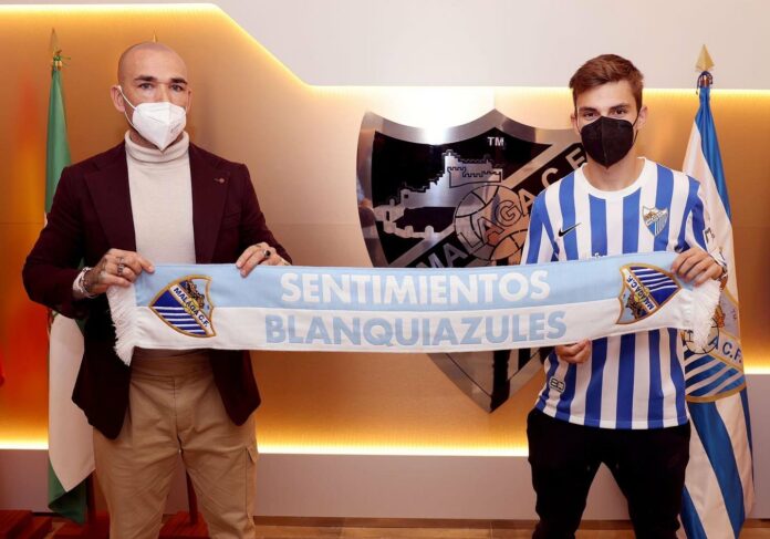 Aleix Febas junto a Manolo Gaspar en las oficinas de La Rosaleda