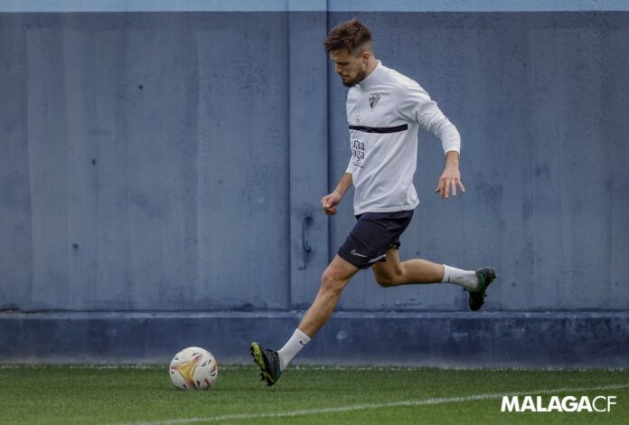 Genaro en un entrenamiento en el Anexo | Pepe Ortega / MCF