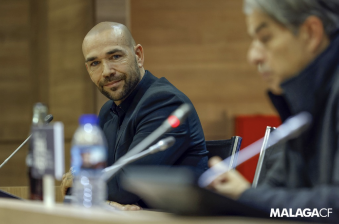 Manolo Gaspar en la presentación oficial de Natxo González como entrenador del Málaga CF | Pepe Ortega: MCF