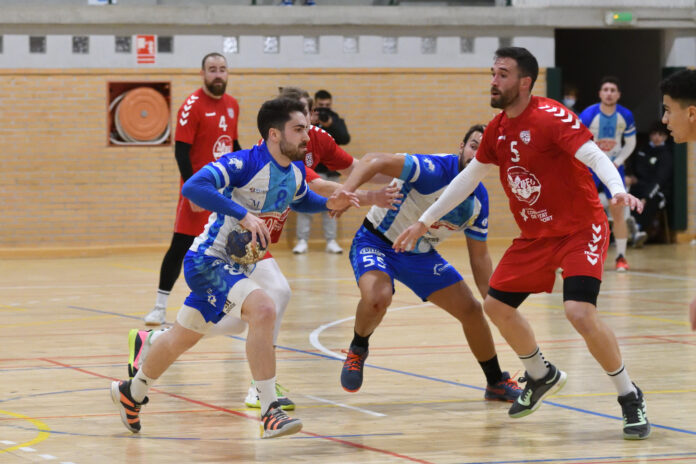 El Trops podría conseguir el pase al ‘play-off’ si puntúa ante el Sarrià