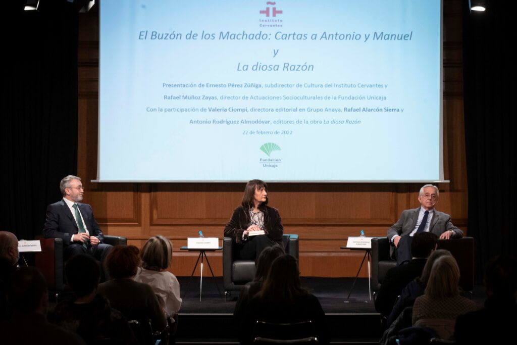 Fundación Unicaja y el Instituto Cervantes presentan los libros ‘La diosa Razón’ y ‘El buzón de los Machado. Cartas a Antonio y Manuel’ 