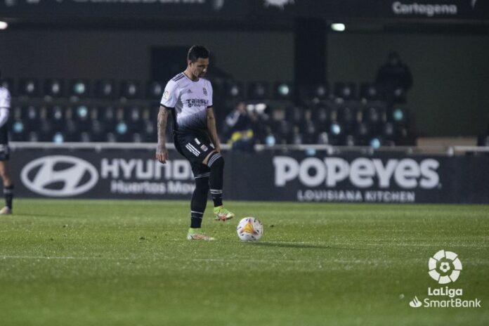 Rubén Castro ante el Valladolid