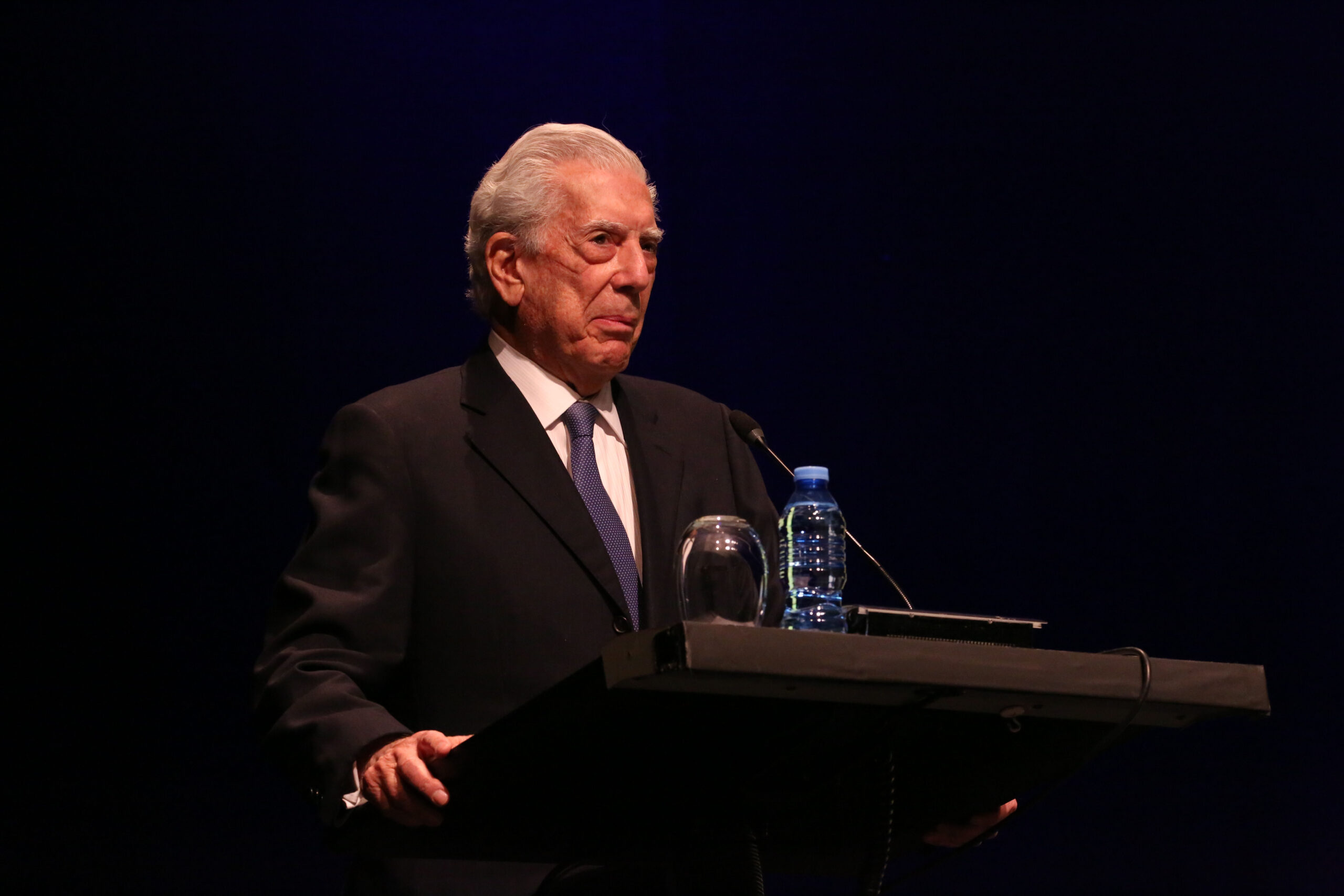 Arranca en el auditorio Edgar Neville de la Diputación de Málaga la primera edición de este festival literario, por el que pasarán más de 30 figuras de América y Europa Arranca en el auditorio Edgar Neville de la Diputación de Málaga la primera edición de este festival literario, por el que pasarán más de 30 figuras de América y Europa