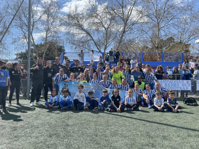 El Málaga Femenino tras lograr el campeonato