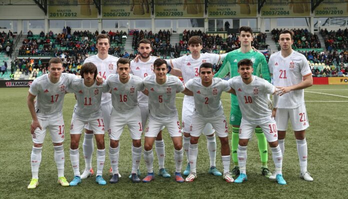 Once de la sub-21 de España con Víctor Gómez titular ante Eslovaquia