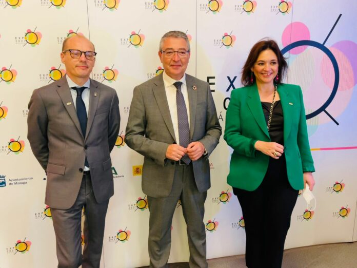 Salado defiende que Málaga es el “laboratorio perfecto” para abordar los temas de la Expo 2027
