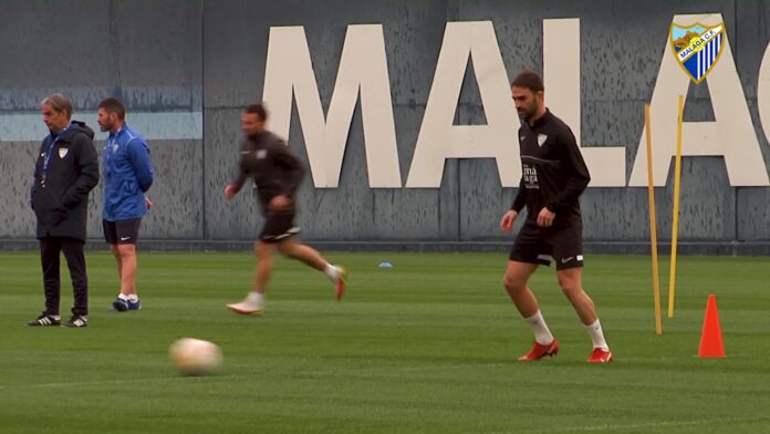 Adrián López entrenando en el Anexo | MCF