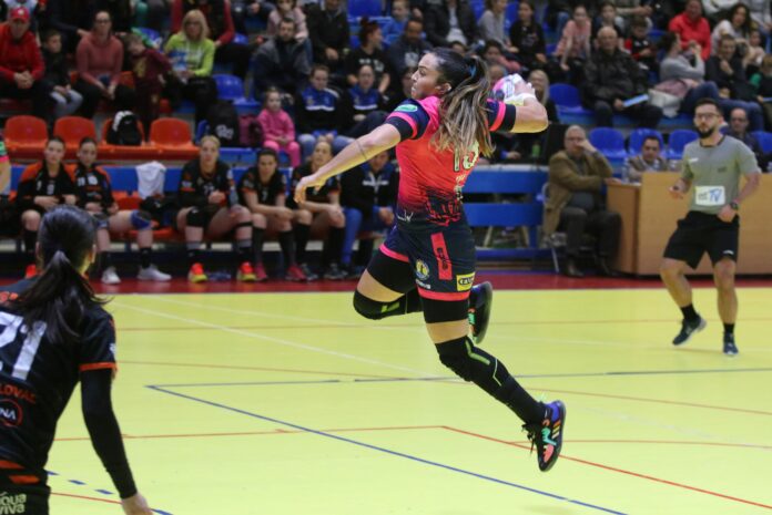 El Costa del Sol Málaga conquista Serbia y se mete en la final de la EHF European Cup (22-25)