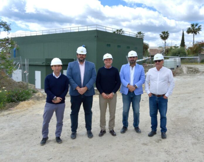 Las obras del depósito de Capanes, forman parte del conjunto de actuaciones que el Ayuntamiento de Benahavis y Acosol tienen previstas en el canon de mejora.