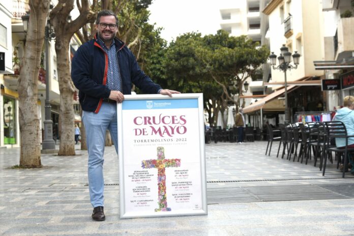 Torremolinos recupera la festividad de las Cruces de Mayo de la mano de los colectivos