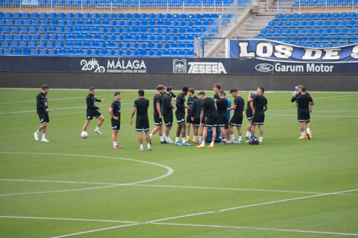 El Málaga CF en un entrenamiento