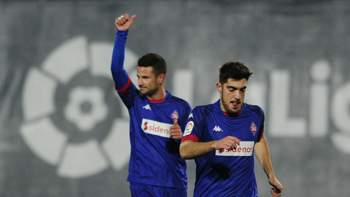 Guruzeta en un partido con el Amorebieta