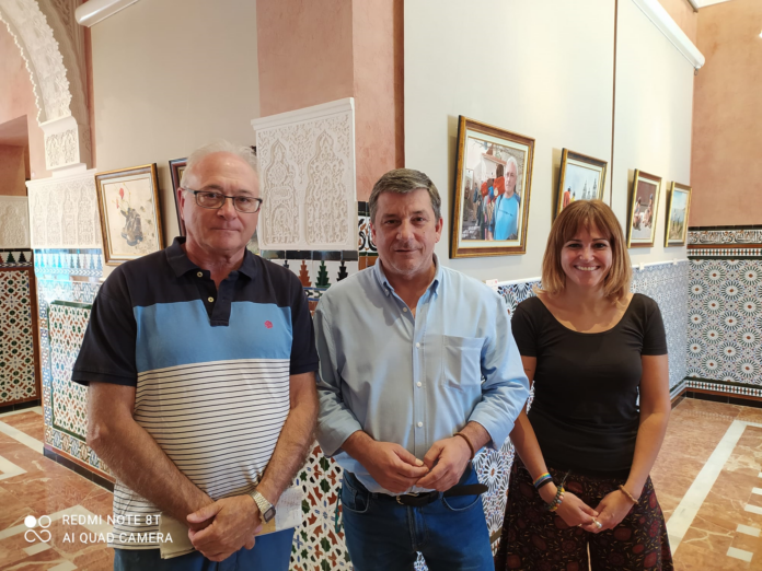 El Castillo El Bil-Bil acoge una exposición de cuadros sobre el camino de Santiago, del pintor Francisco Pérez