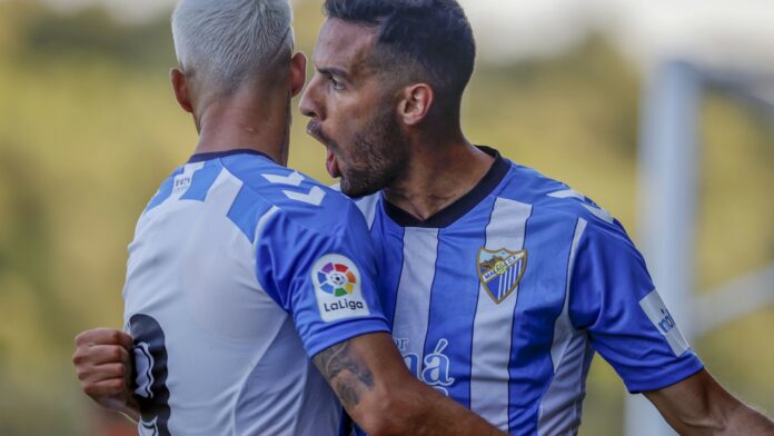 Esteban Burgos celebra junto a Fran Sol el tanto del empate ante el Almería | Pepe Ortega: MCF