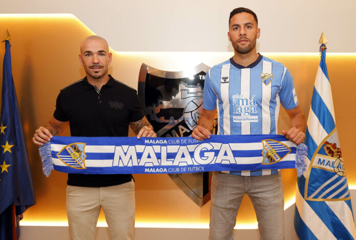 Manolo Gaspar junto a Esteban Burgos, fichaje del Málaga CF para la zaga | Pepe Ortega: MCF