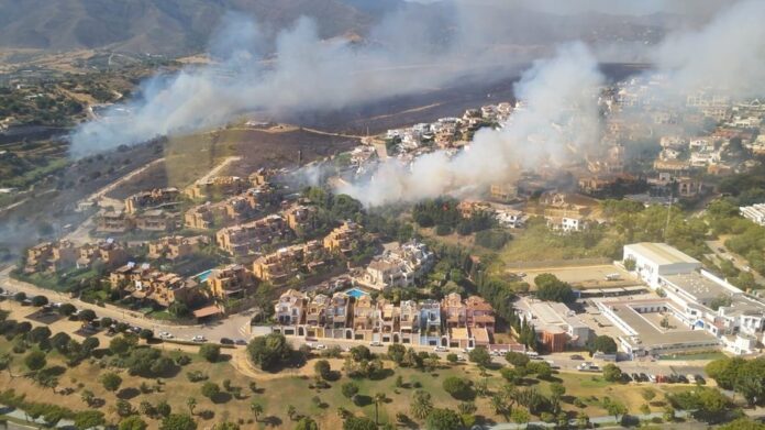 Declarados incendios en Estepona y Benahavís | INFOCA